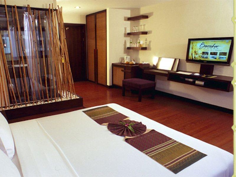 Hotel Bamboo House Phuket