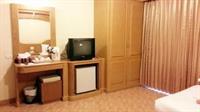Chang Club Hotel 2*