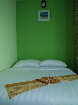 Hotel A Little H.i.p 2*