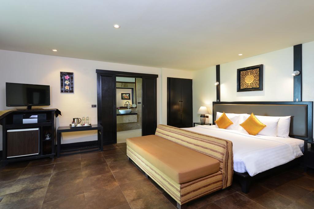 Andaman White - Sha Nai Thon Beach