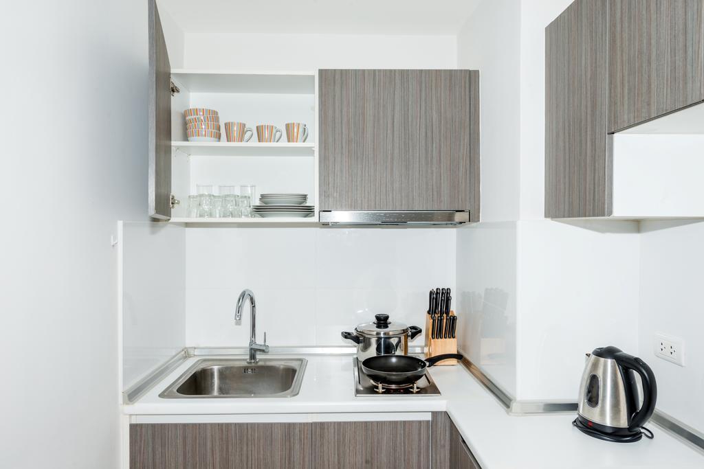 Ozone Apartment *