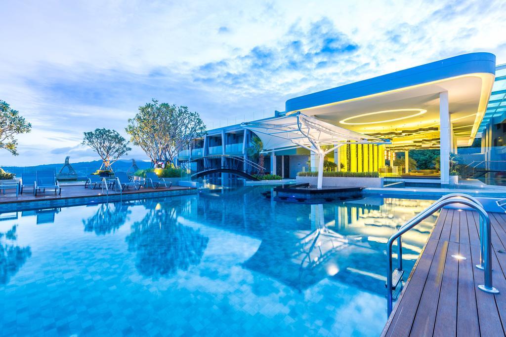 Crest & Pool - Sha Extra 5*