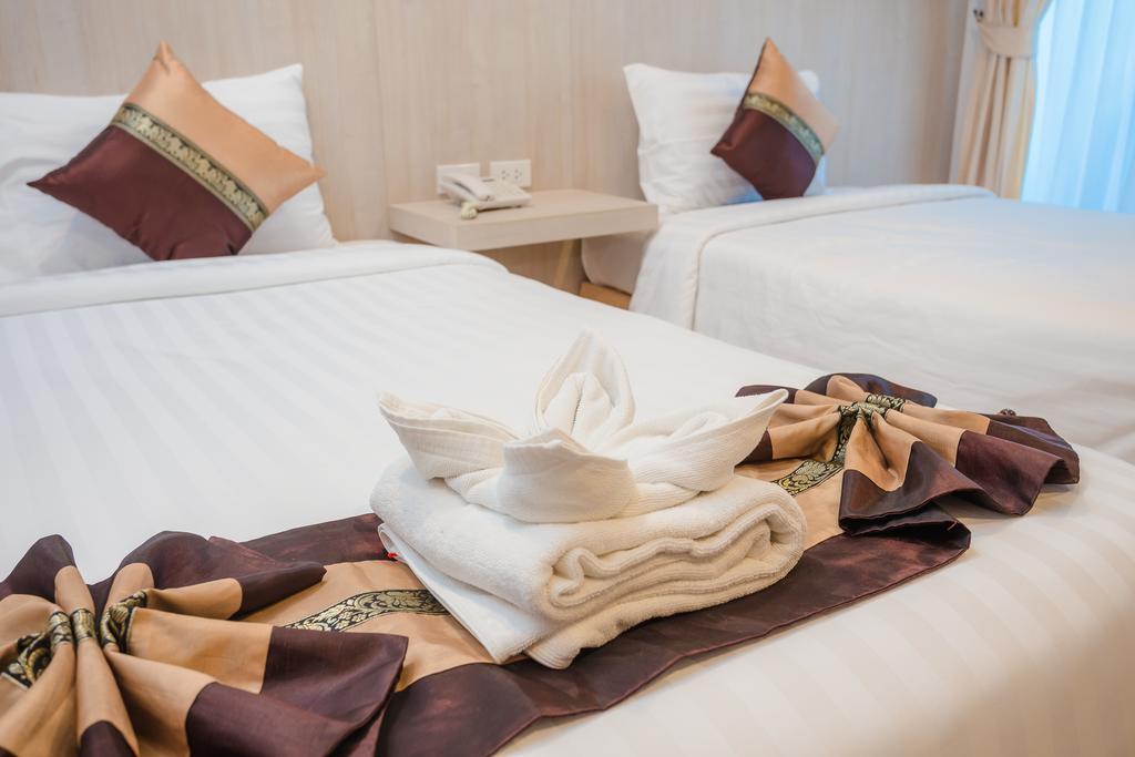 Hotel Airport Mansion Phuket 3*