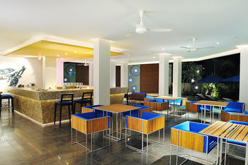 Resort Beachfront Phuket 5*