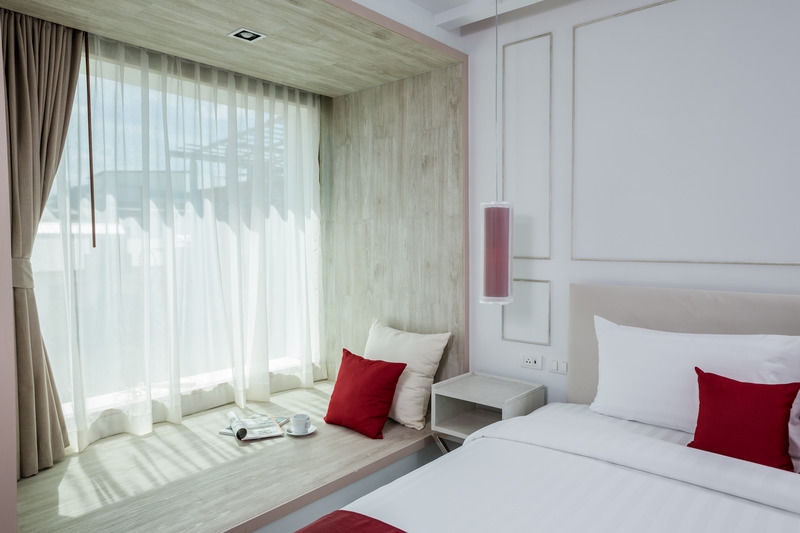 The Bloc Phuket - Sha Extra 4*
