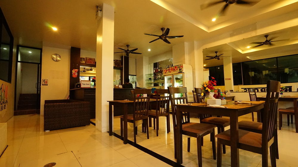 Hotel Happy 99 Patong
