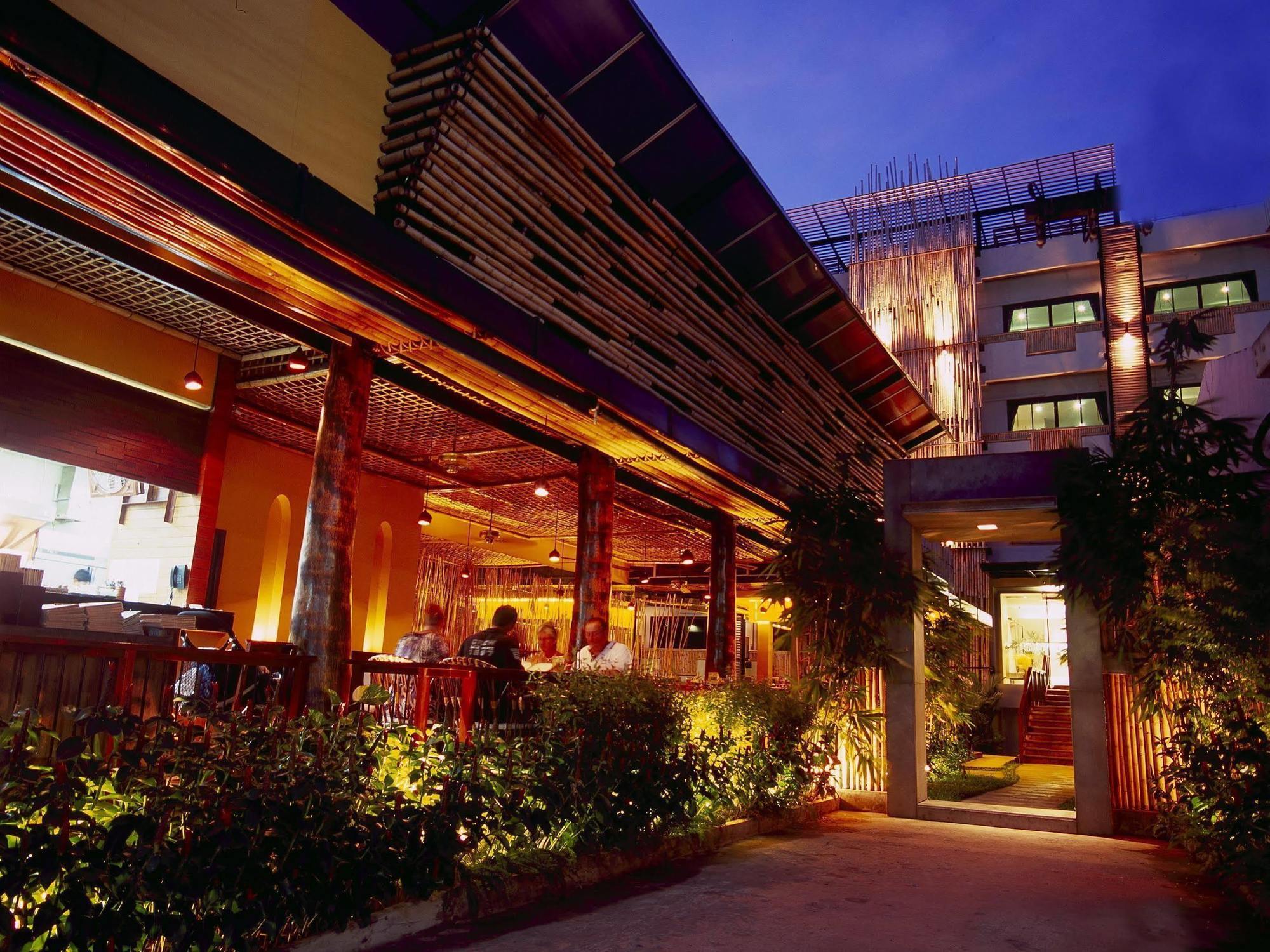 Hotel Bamboo House Phuket 3*