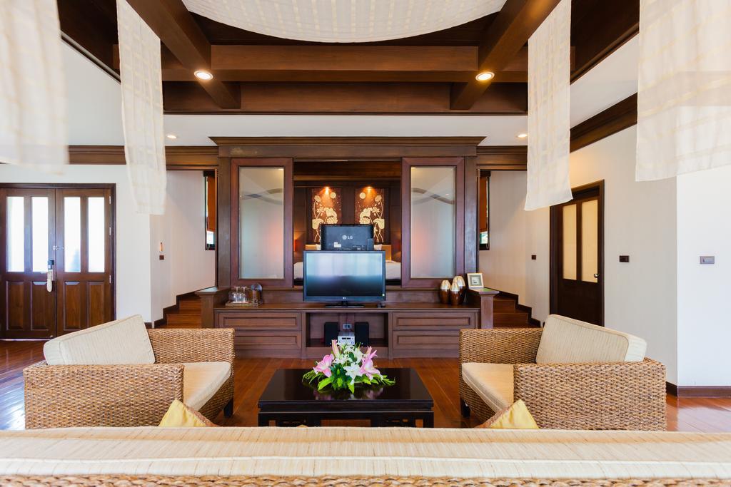 Alpina Nalina & 4* Phuket