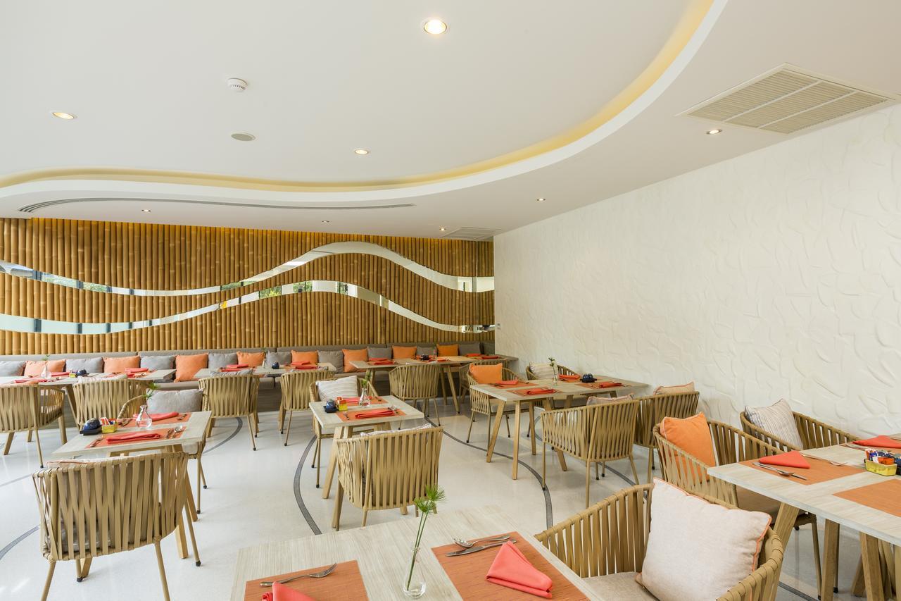 Bandara Resort, Phuket Hotel