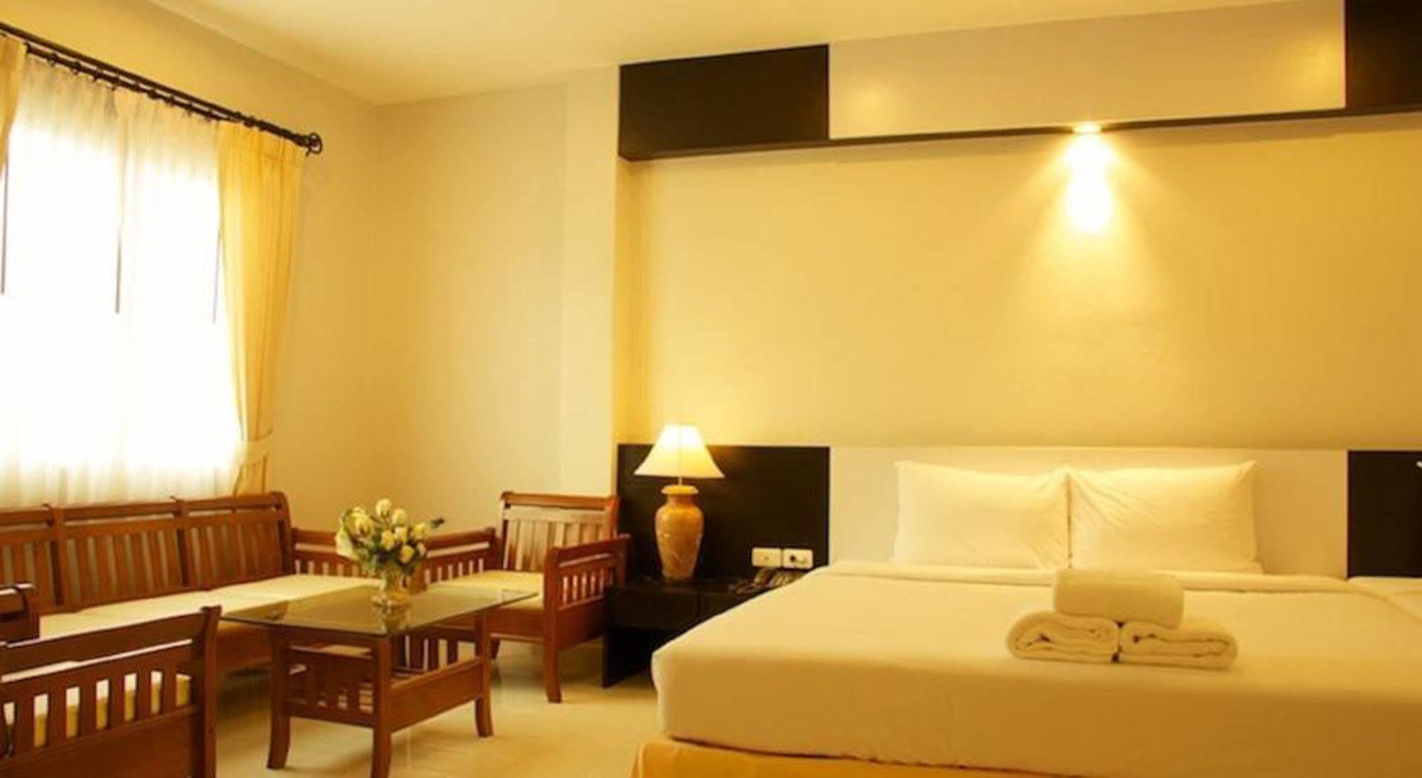 Airport Mansion Phuket