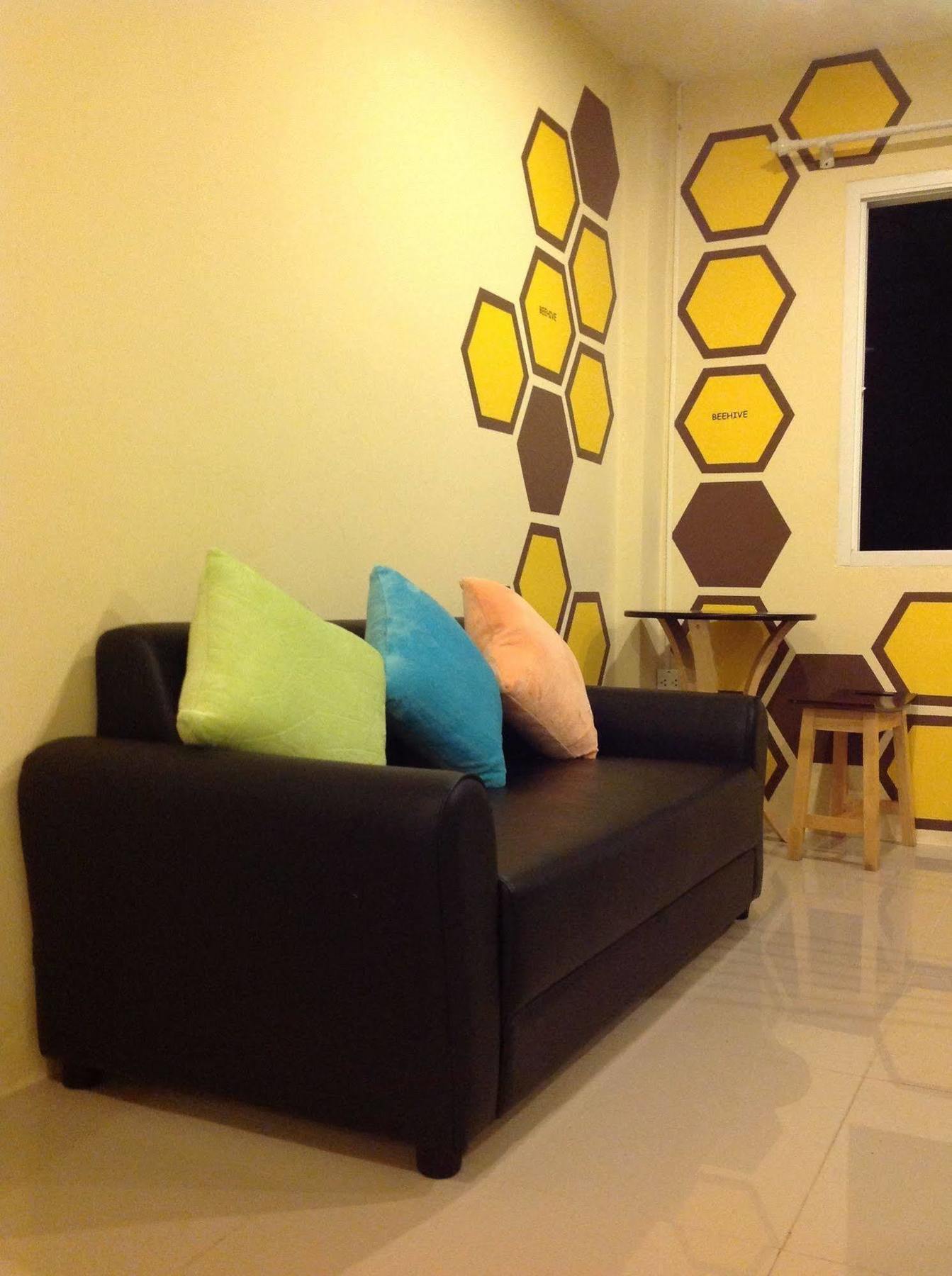 Hostel Beehive *