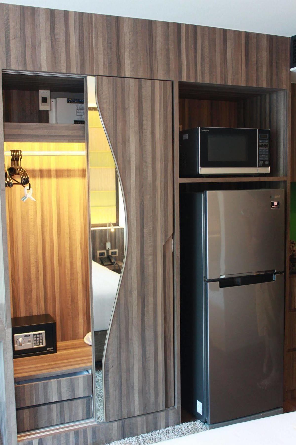 Guest house The By Glitter House 3*