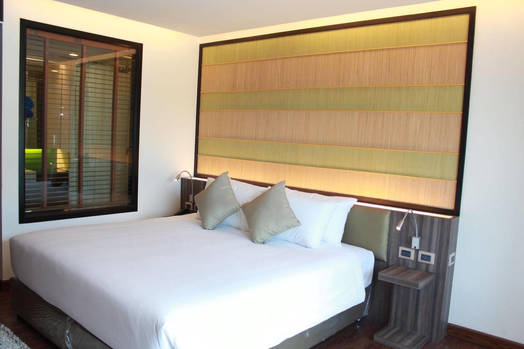 The By Glitter House 3* Kata Beach (Phuket)