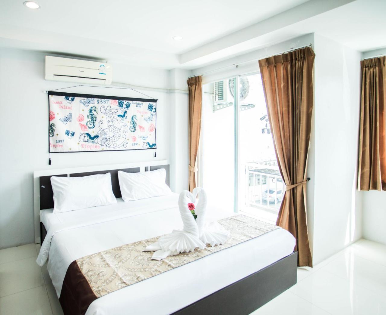 Happy 99 Hotel 3*