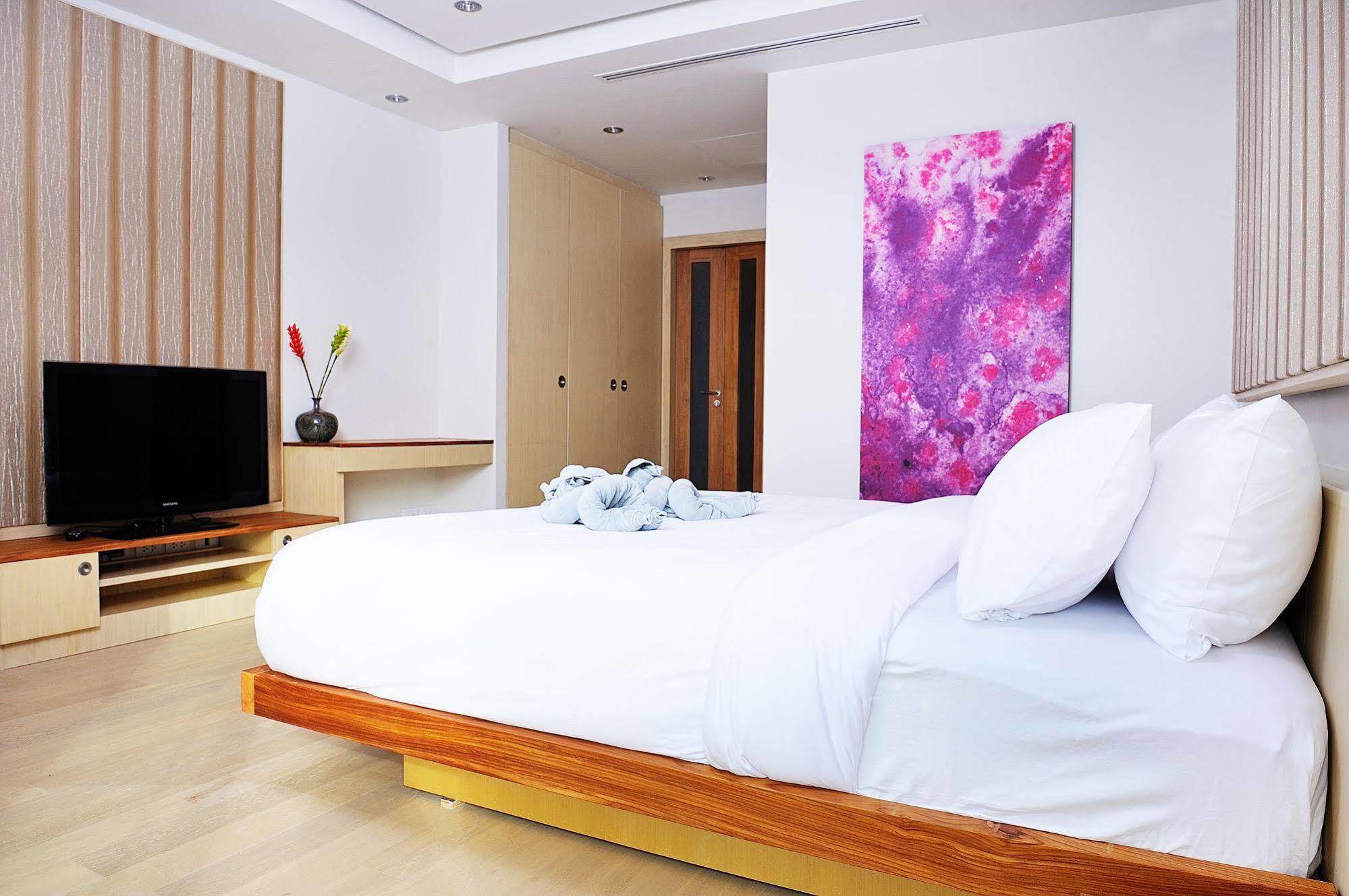 Beachfront Phuket 5*