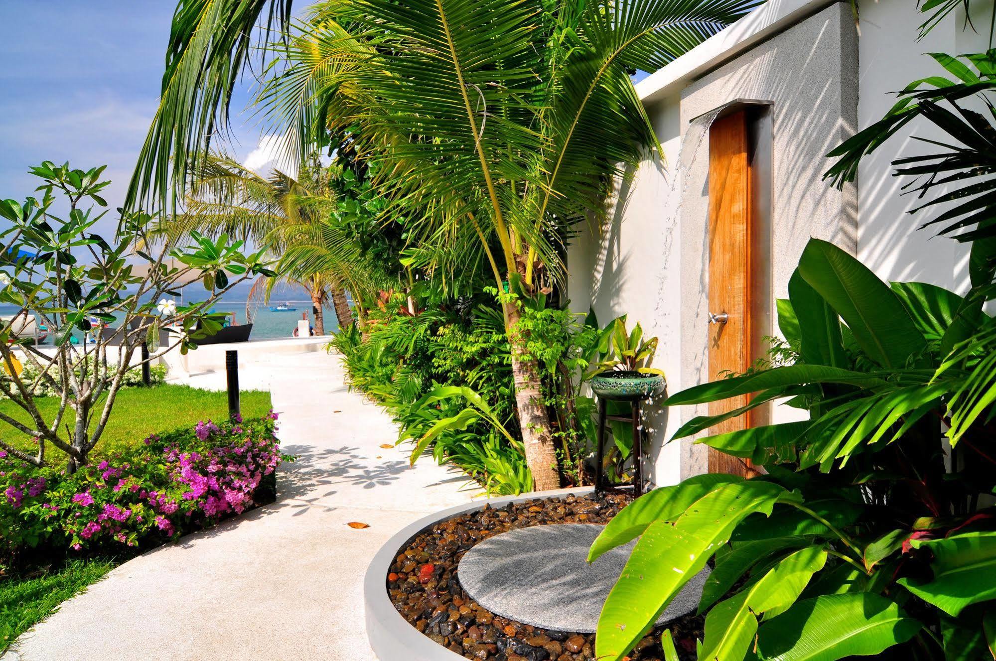 Beachfront Phuket Resort Bang Tao Beach (Phuket)