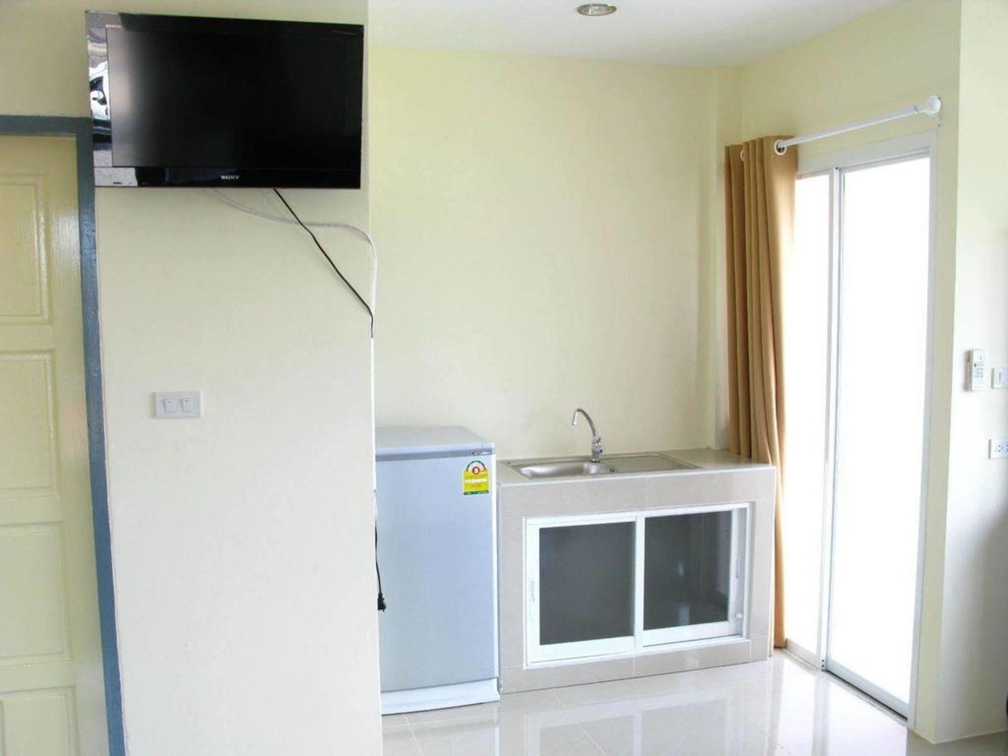 Mansion Aparthotel 2*