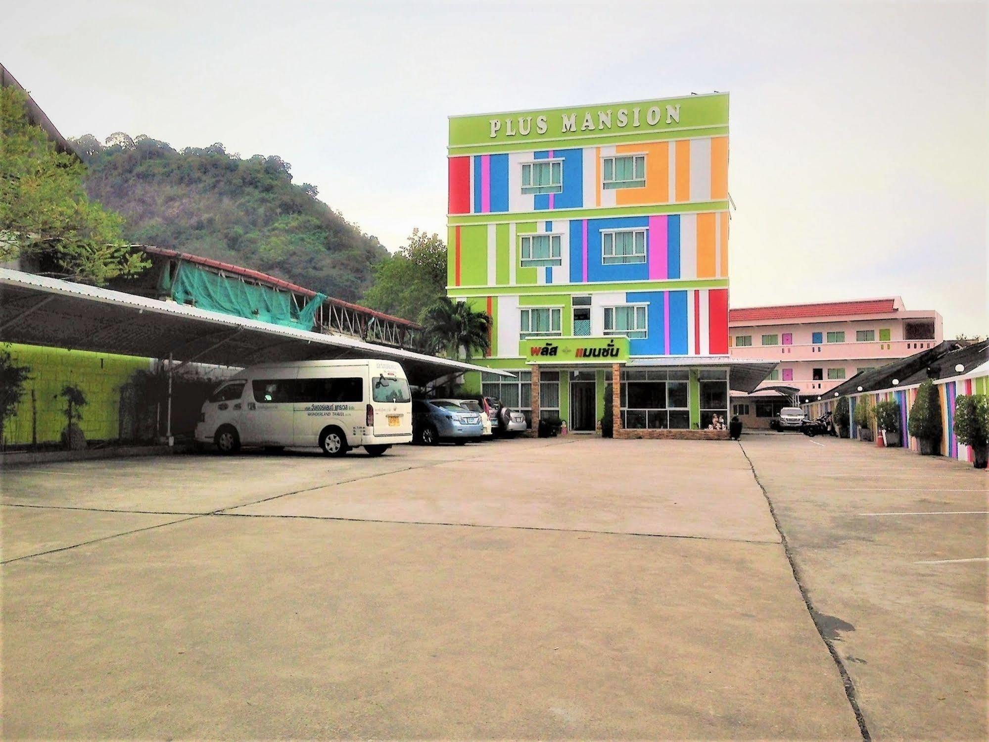 Mansion Aparthotel