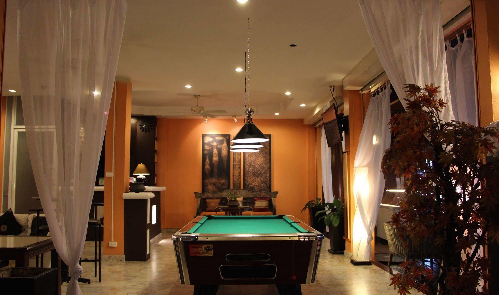 Gorgeous Boutique 3*