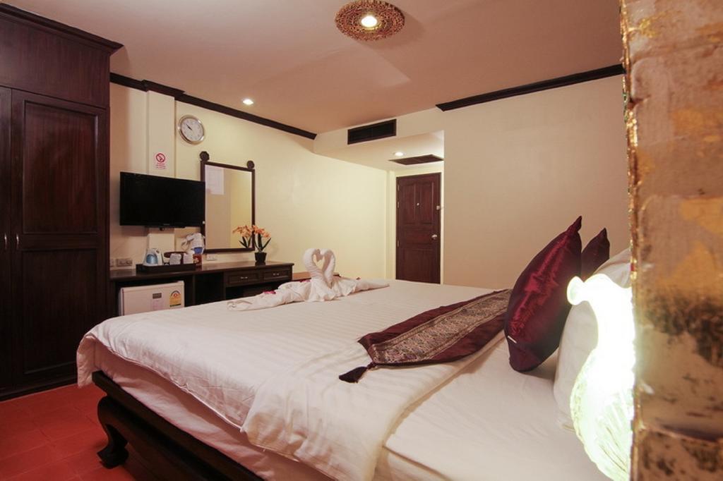 Pl 2* Patong