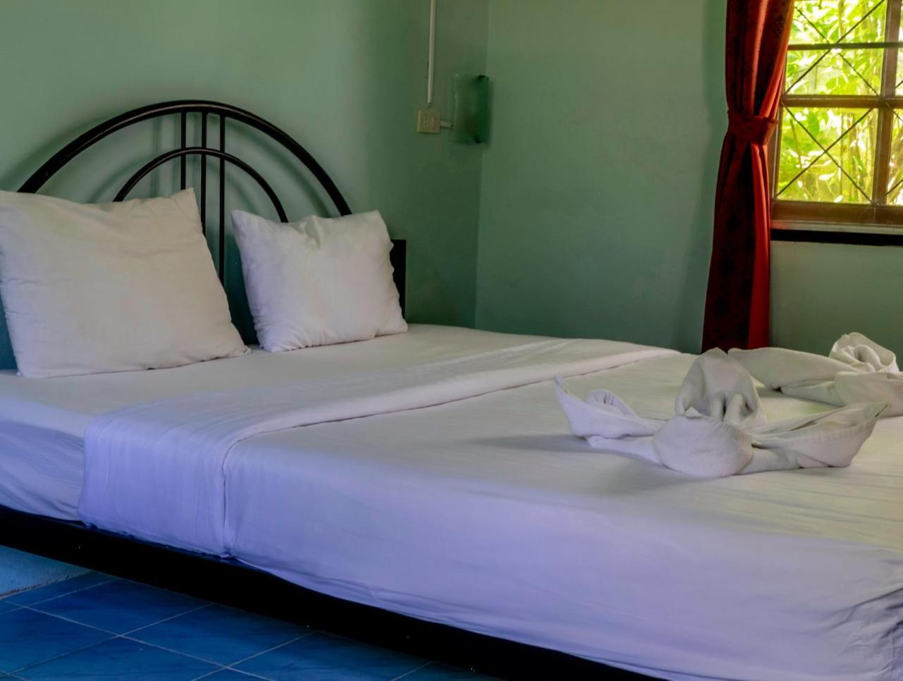 Resort Leaf Phuket - 2*