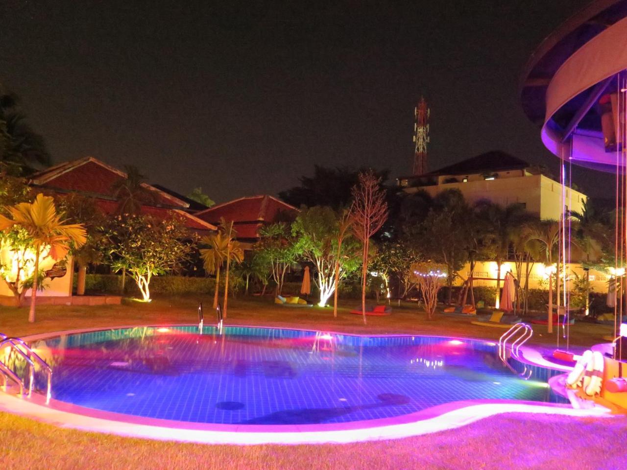 Jazz U Garden Resort