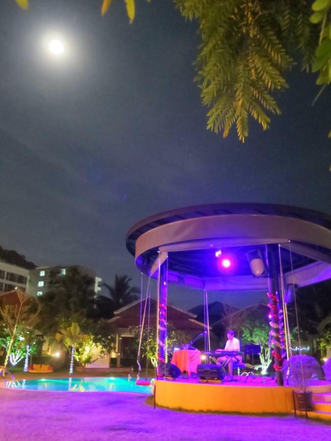 Jazz U Garden 4*