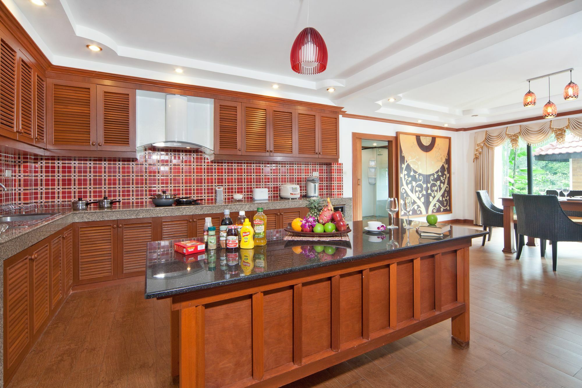Bangtao Tara Three Villa