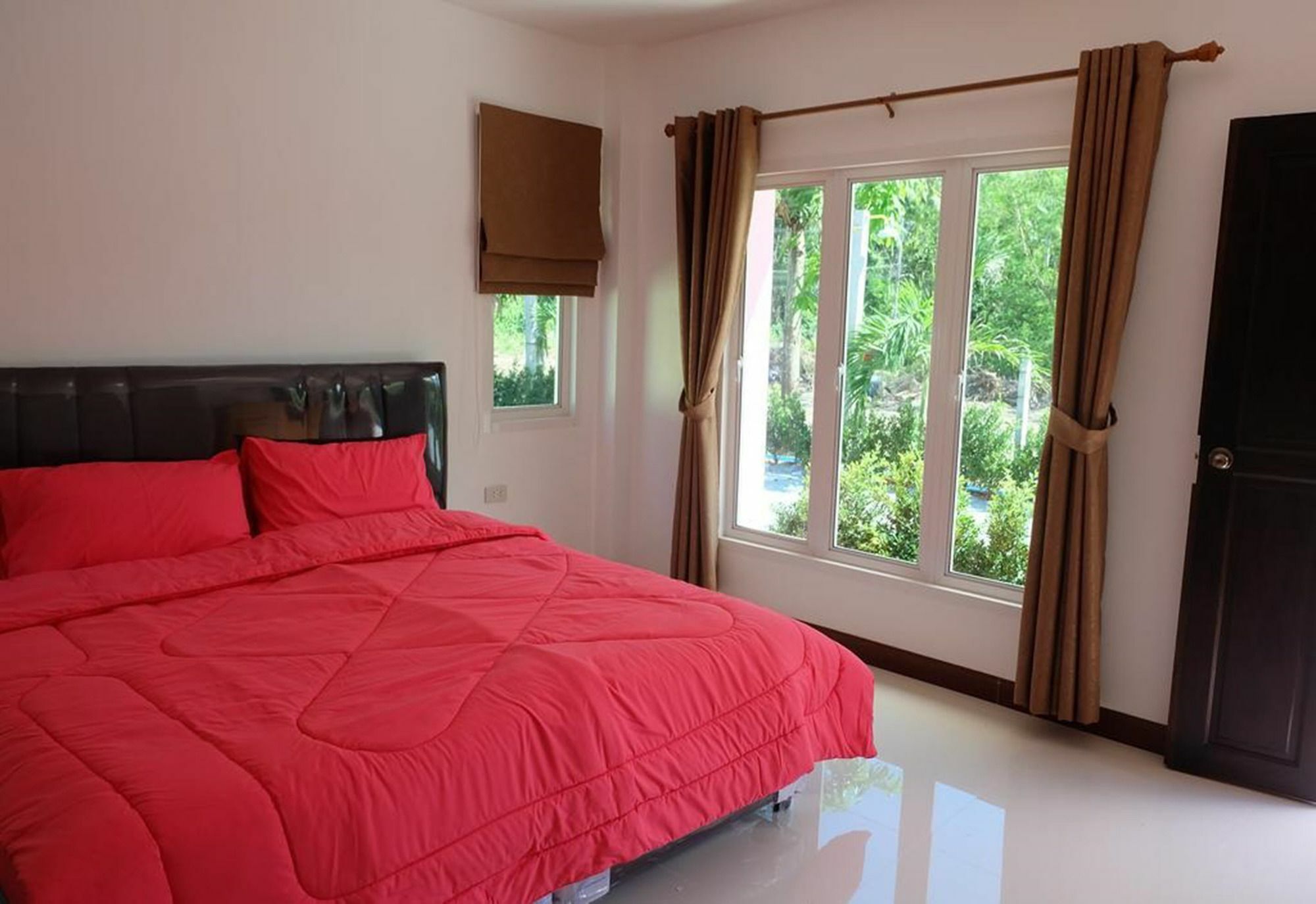 Guest house Maikhao 3*