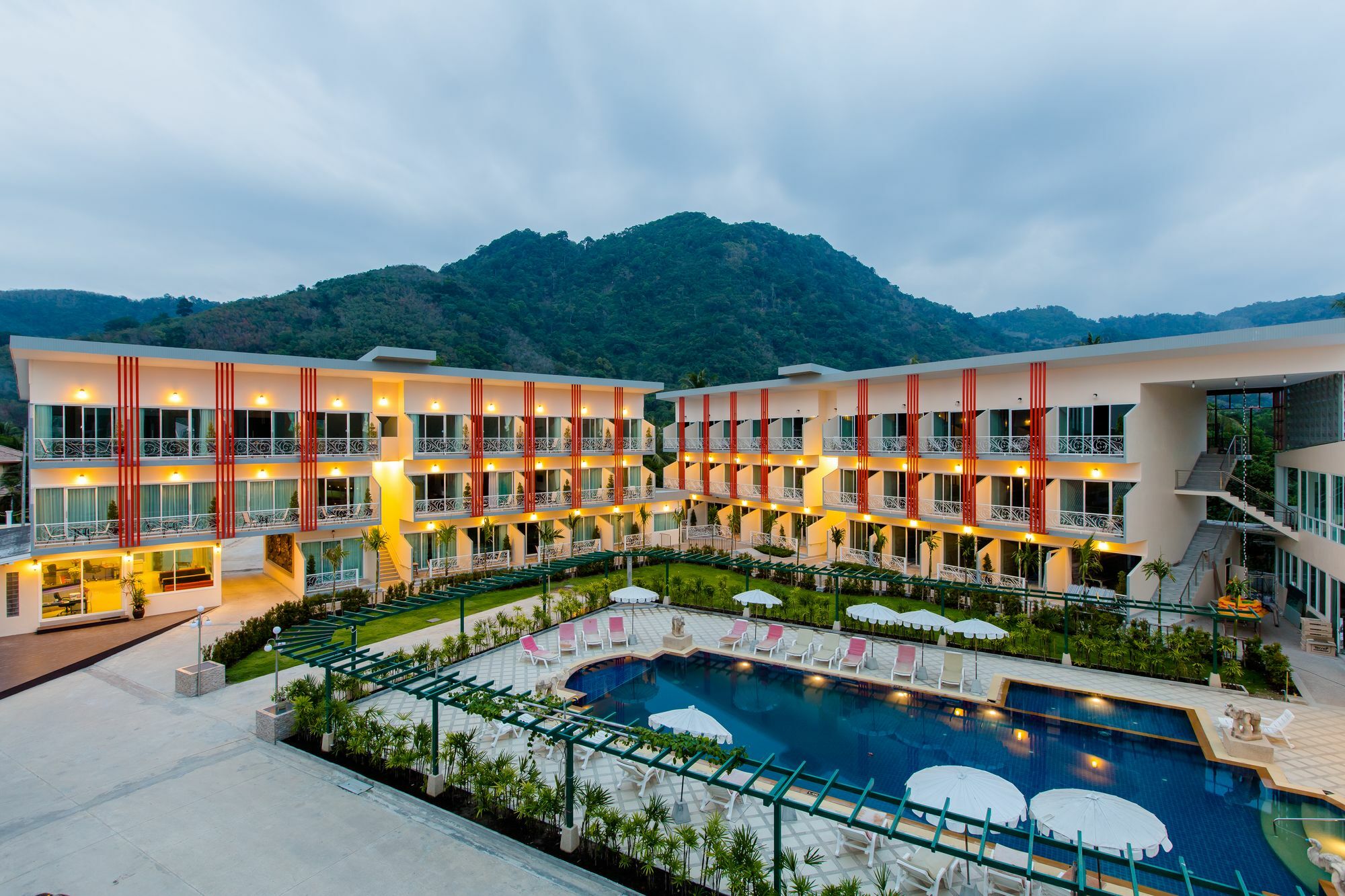 Trend 4* Kamala Beach