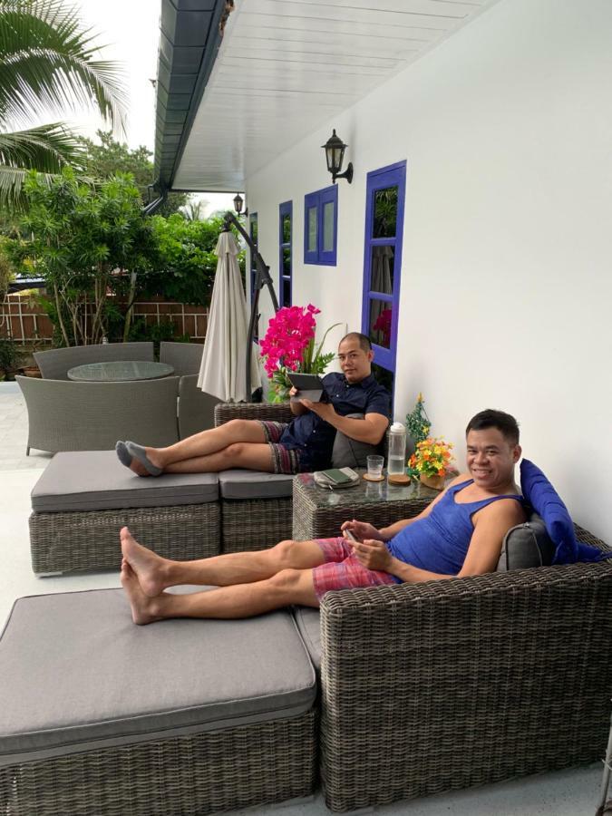 Phuket Gay Bed & Breakfast