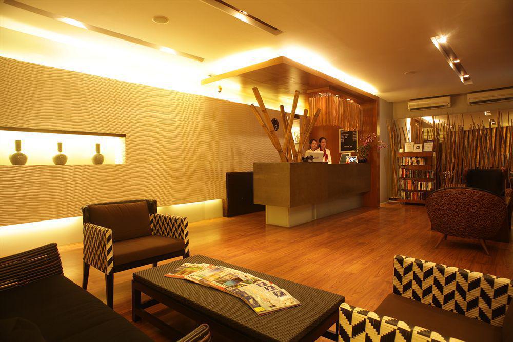 Bamboo House Phuket 3* Karon