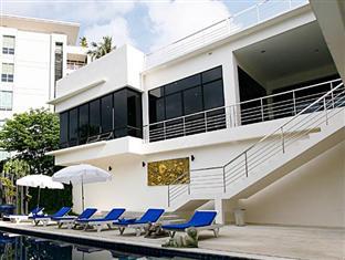 Karon Hill Residence
