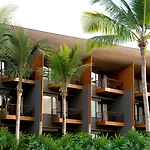 Renaissance Phuket Resort & Spa