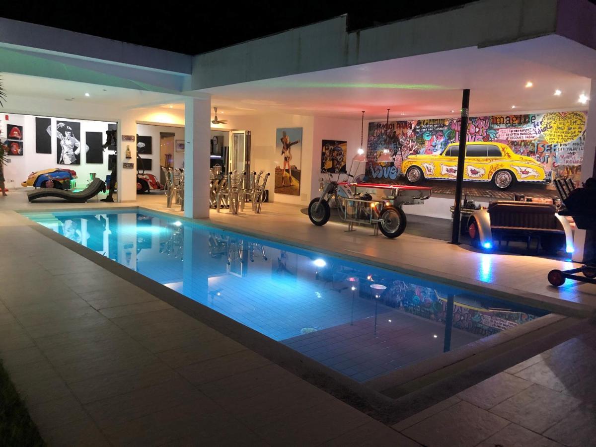 Gallery Pool Holiday home Thalang