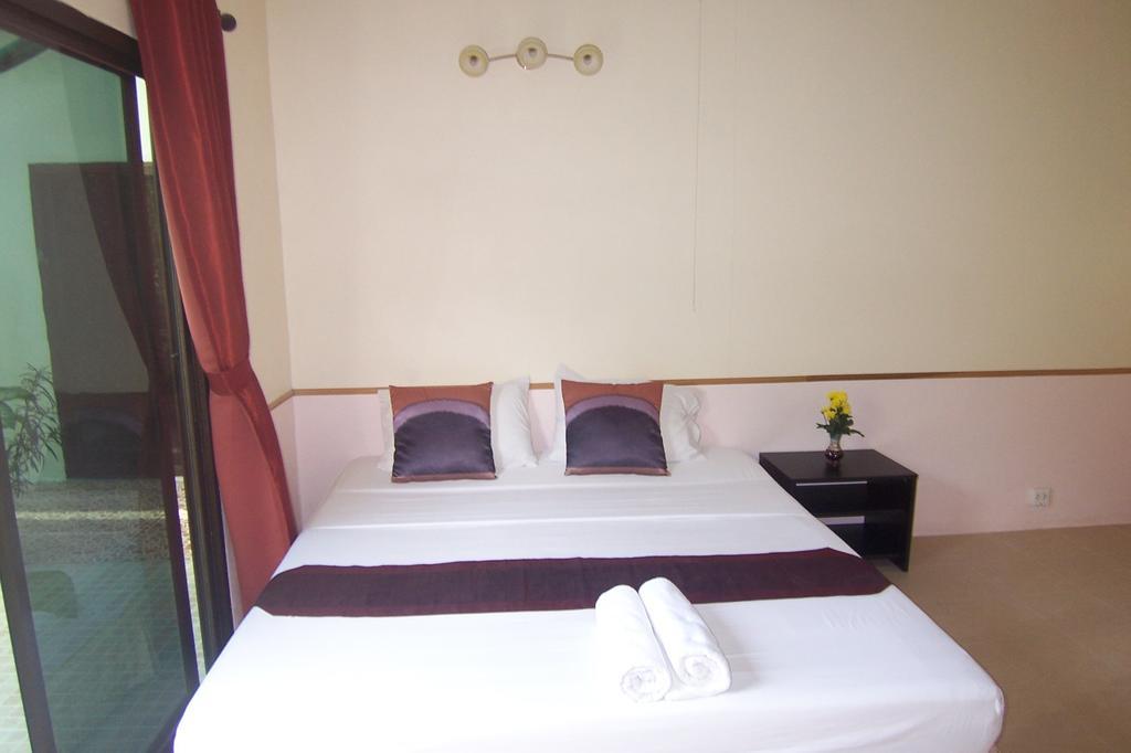 Phuket Airport Overnight Hotel