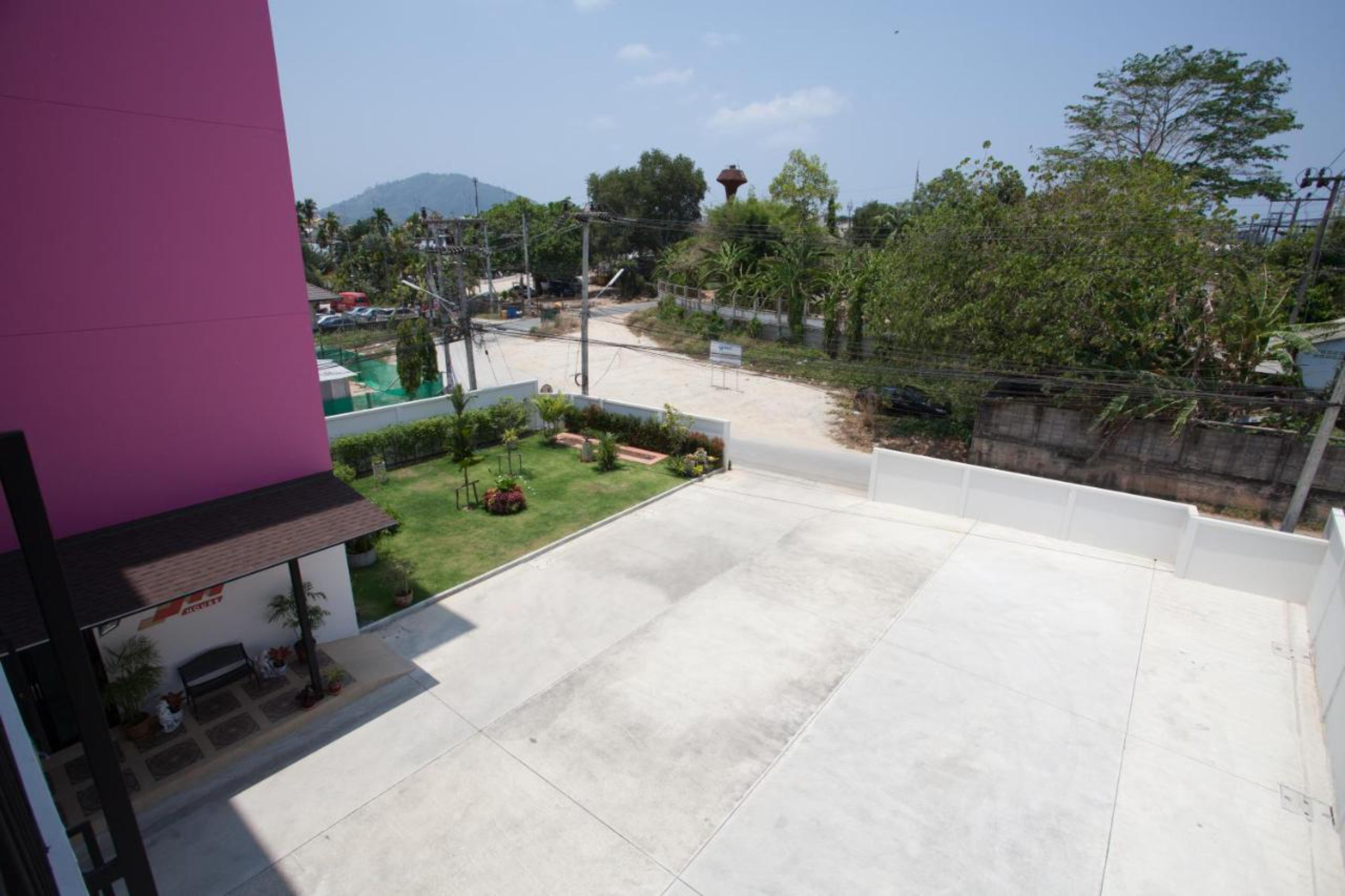 Apartment Jjw House