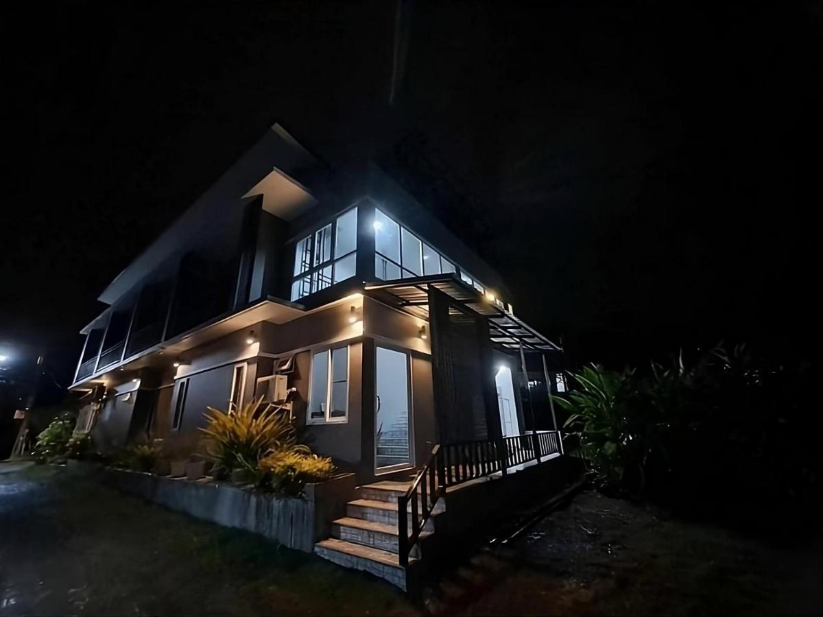 Hotel Triple J Hometel 3*
