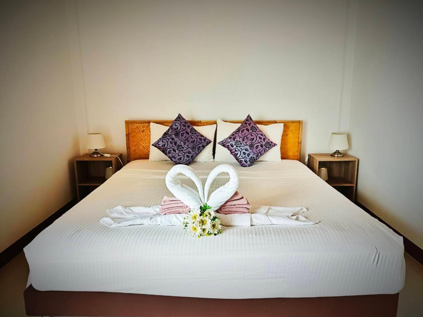 Hotel Kingsacre Nai Yang Beach