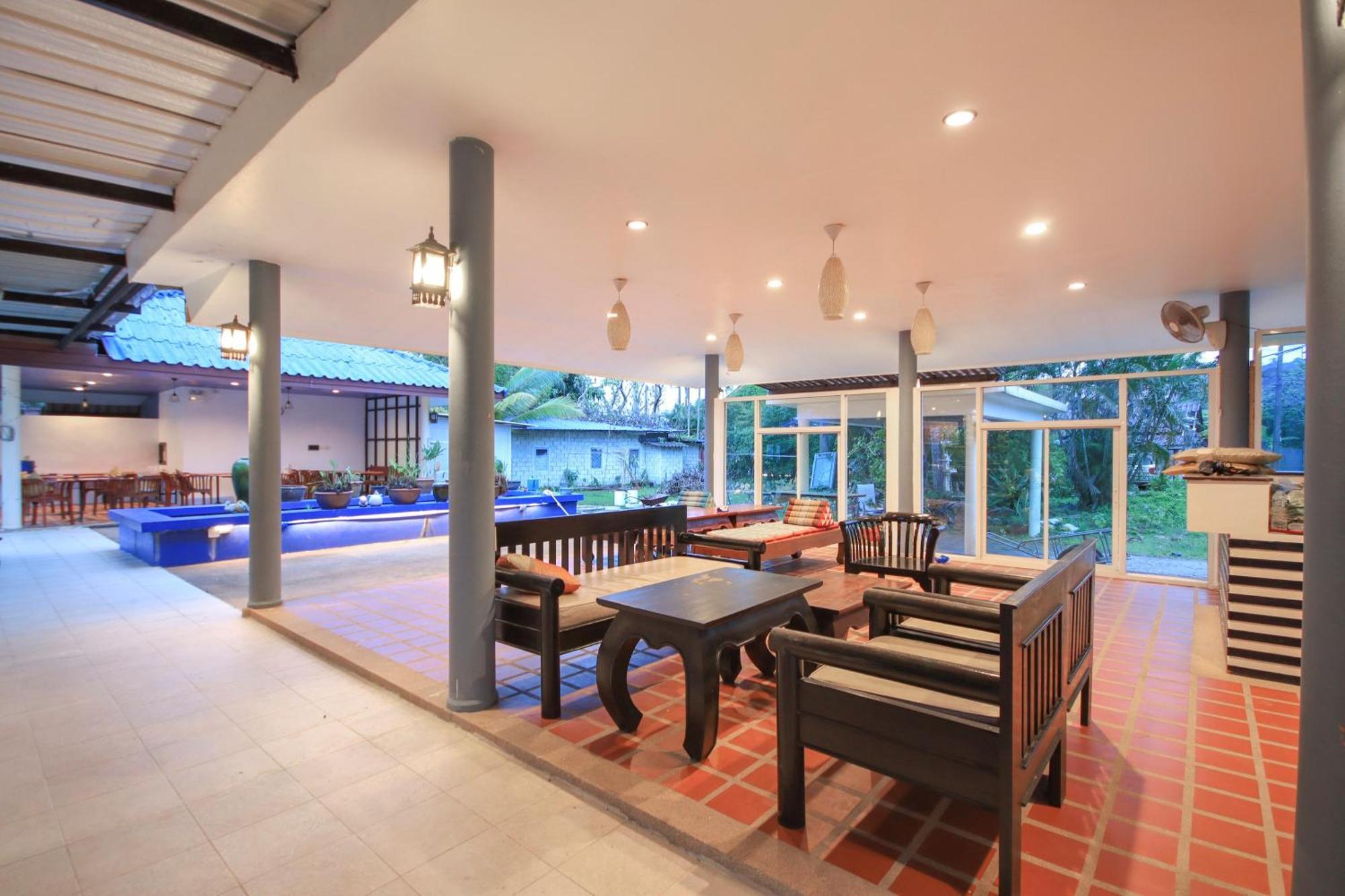 Capital O75345 Praewa Naiyang Phuket Hotel Nai Yang