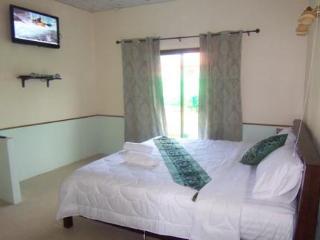 Phuket Airport Overnight Hotel 2*