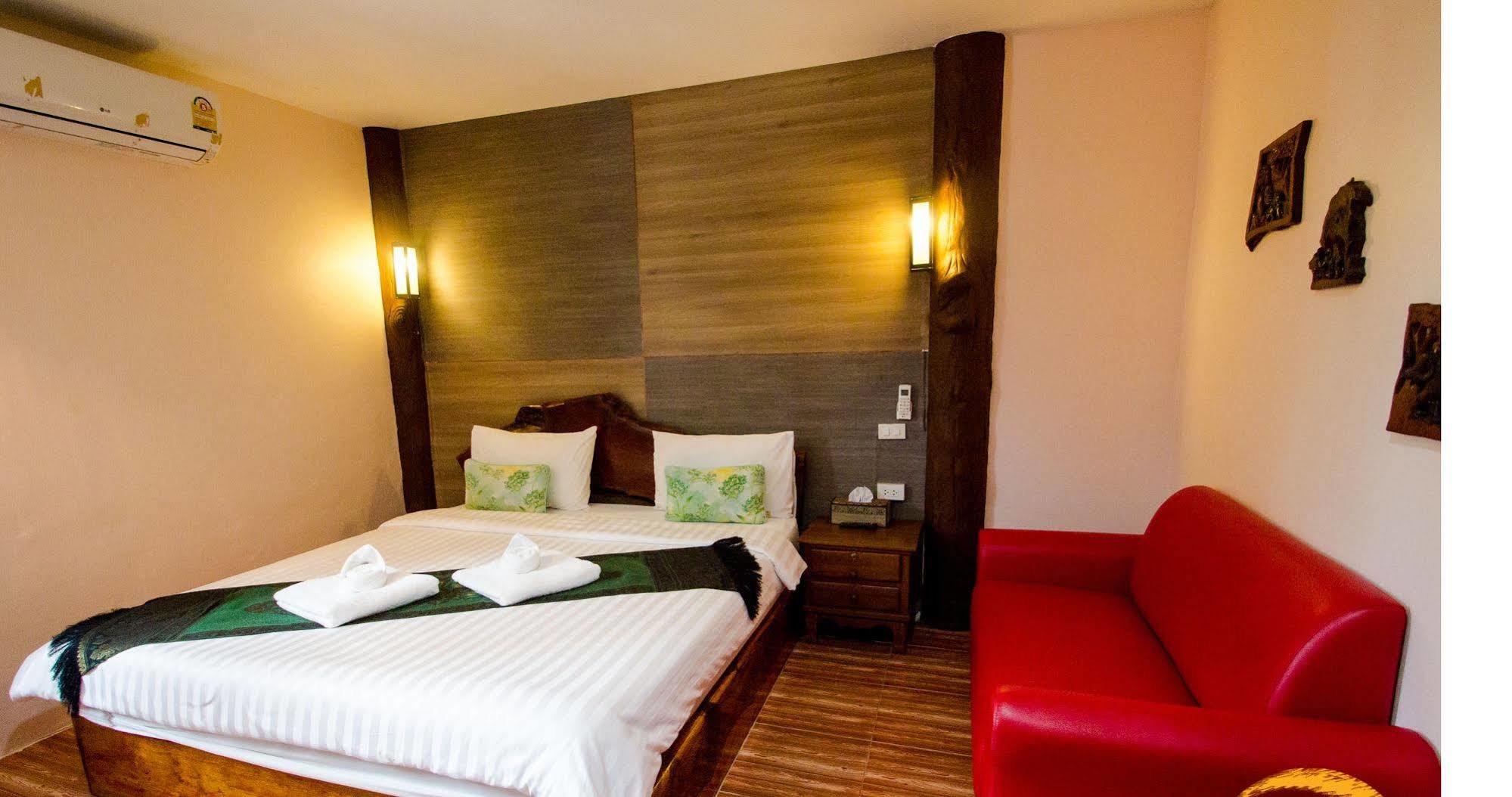 Resort Naiyang Discovery Sha Nai Yang