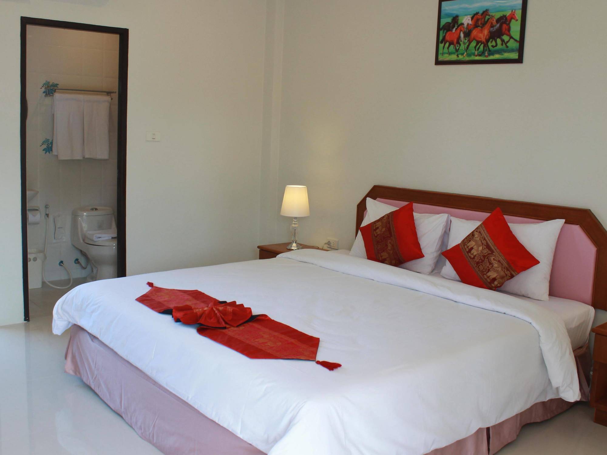 Hotel Phuket Airport Ban Bo Han