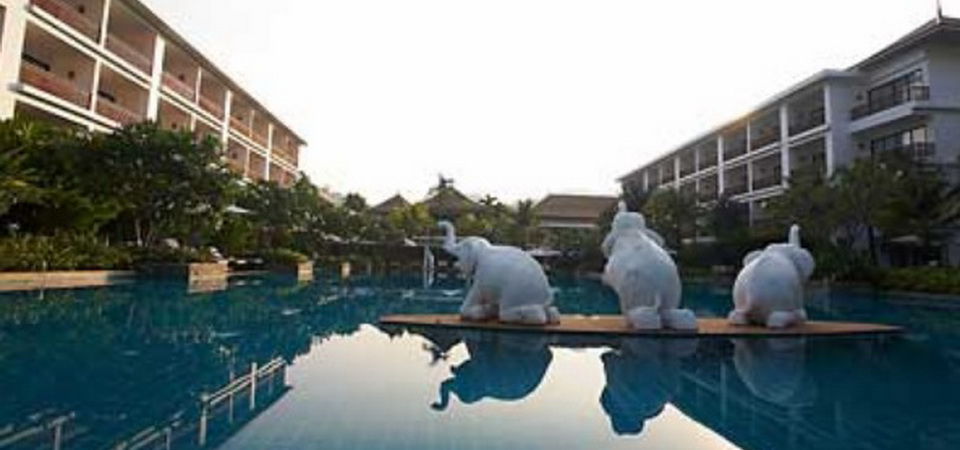 Naithonburi - Sha Extra Resort