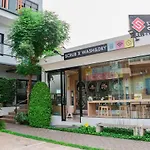 S2 Airport Residence