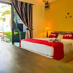 Rawai Whale Resort