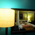 Baan Phuanda Phuket