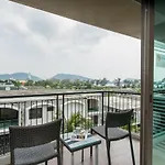 Suite Studio Apt With Hot Tub Bath In Front Pa Tong Beach