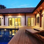 Two Villas Holiday Oriental Style Layan Beach
