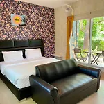 Canal Resort